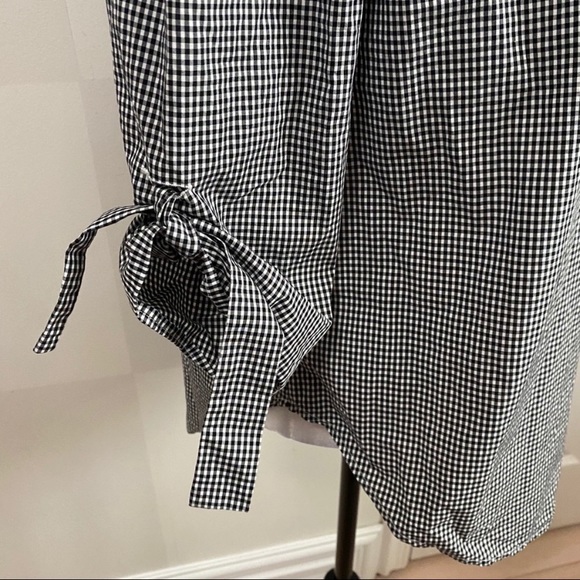 Aritzia Malik blouse - Picture 4 of 6